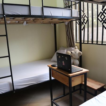 Pearl Lulu Modern Bnb Homestay Дар ес Саалам Стая снимка