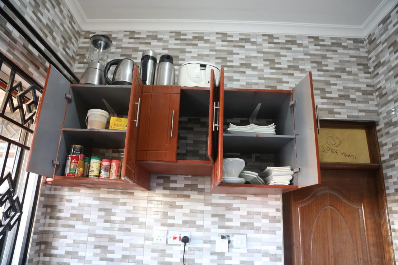 Pearl Lulu Modern Bnb Homestay Дар ес Саалам Екстериор снимка