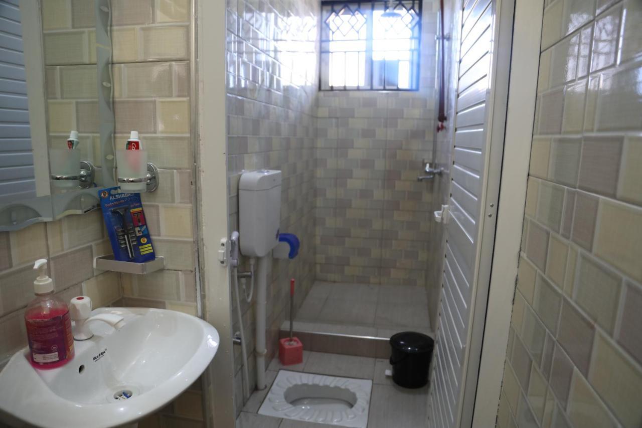Pearl Lulu Modern Bnb Homestay Дар ес Саалам Екстериор снимка