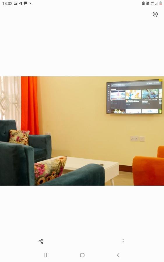 Pearl Lulu Modern Bnb Homestay Дар ес Саалам Екстериор снимка