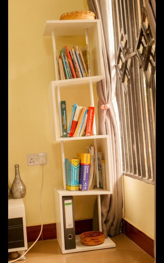 Pearl Lulu Modern Bnb Homestay Дар ес Саалам Екстериор снимка